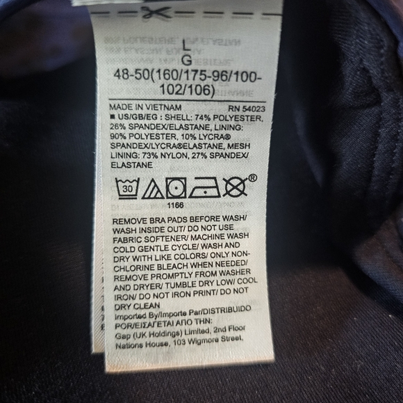 Gap Fit Eclipse sports bra (large) & 7/8 leggings (medium) NWOT - Picture 10 of 11